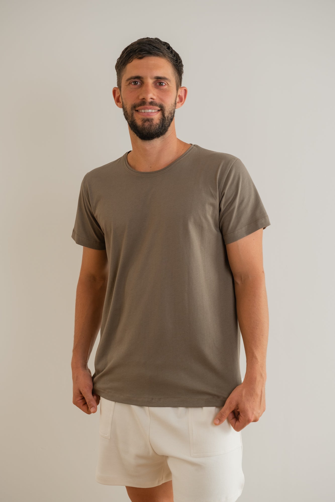 Camiseta Básica Hombre [moda sostenible Canaria] – MIA Moda