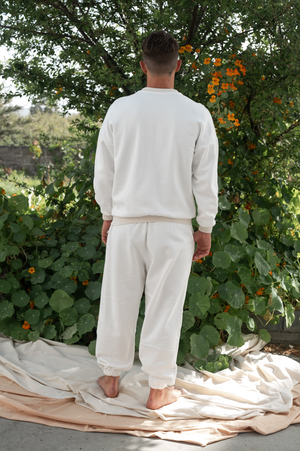 MIA Moda Regenerativa Suéter Suéter Vida Unisex - blanco
