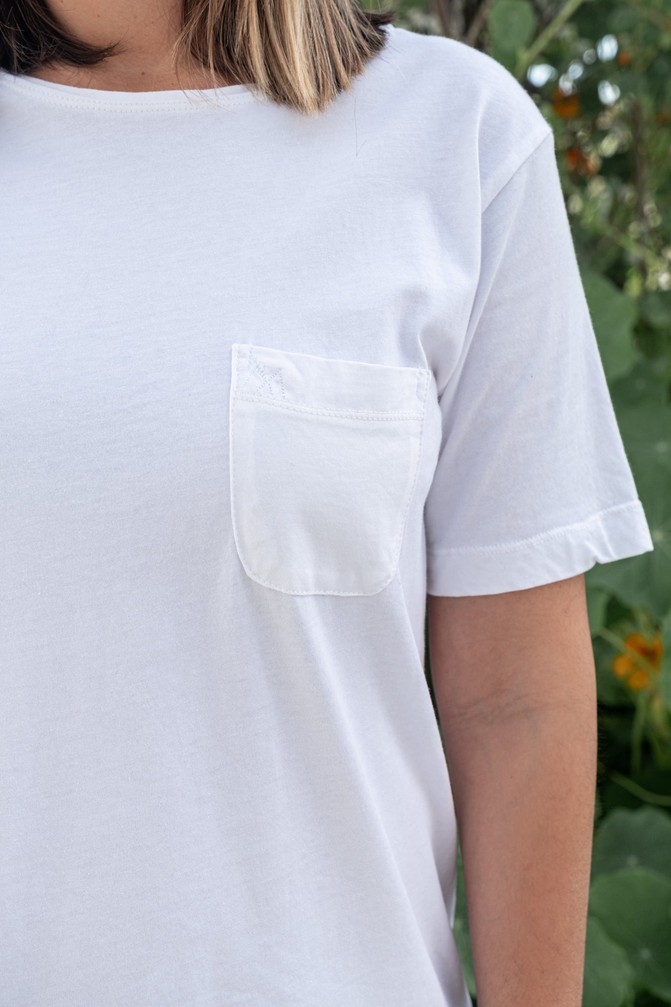 MIA Moda Regenerativa Vestido camiseta M Vestido Camiseta Flor - blanco